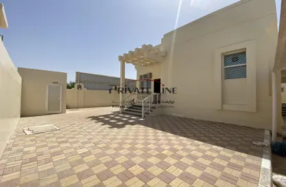 Villa - 3 Bedrooms - 5 Bathrooms for rent in Al Hili - Al Ain