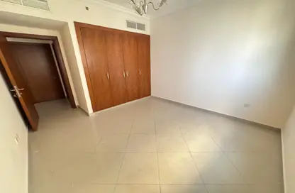 شقة - غرفة نوم - 1 حمام للايجار في شارع التعاون الجديد - التعاون - الشارقة