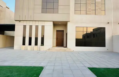 Apartment - 6 Bedrooms - 7 Bathrooms for rent in Al Hooshi Villas - Hoshi - Al Badie - Sharjah