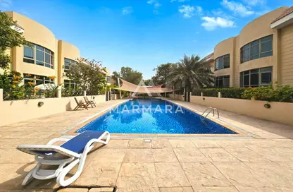 Villa - 5 Bedrooms - 5 Bathrooms for rent in Umm Suqeim 1 Villas - Umm Suqeim 1 - Umm Suqeim - Dubai Villa - 5 Bedrooms - 5 Bathrooms for rent in Umm Suqeim 1 Villas - Umm Suqeim 1 - Umm Suqeim - Dubai