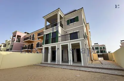 Outdoor Building image for: Villa - 4 Bedrooms - 5 Bathrooms for sale in Sur La Mer - La Mer - Jumeirah - Dubai, Image 1