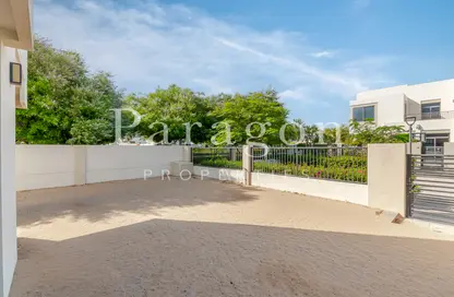 Townhouse - 4 Bedrooms - 4 Bathrooms for rent in Noor Townhouses - Town Square - Dubai