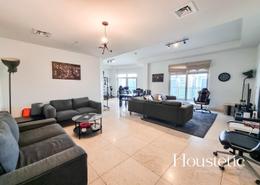 Living Room image for: Apartment - 4 bedrooms - 5 bathrooms for sale in Marina Mansions - Dubai Marina - Dubai, Image 1
