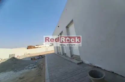 أرض - استوديو للايجار في الصجعة الصناعية - آلصجعه - الشارقة