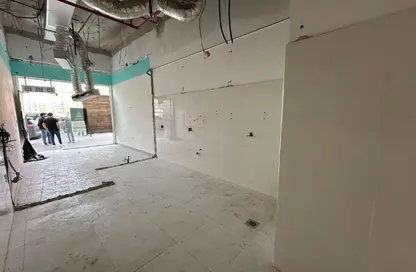 Shop - Studio - 1 Bathroom for rent in Alrajehi Nawal Building - Al Warqa'a 1 - Al Warqa'a - Dubai