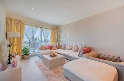 Apartment - 3 Bedrooms - 3 Bathrooms for sale in Marina Heights - Dubai Marina - Dubai