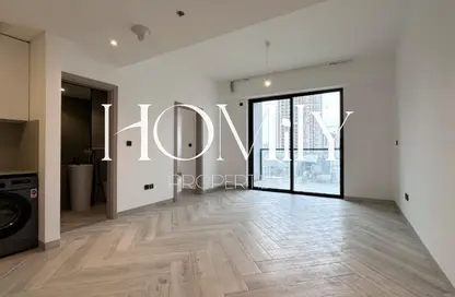 Apartment - 1 Bedroom - 2 Bathrooms for rent in Empire Residence - District 17 - Jumeirah Village Circle - Dubai