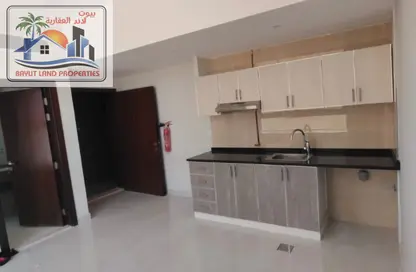 Apartment - Studio - 1 Bathroom for rent in Al Thani Muwaileh - Muwaileh Commercial - Sharjah