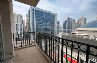 شقة - 3 غرف نوم - 4 حمامات للايجار في برج الإمارات - شارع حمدان - أبوظبي