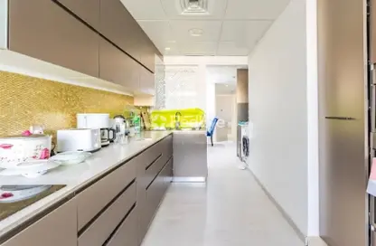 Apartment - 3 Bedrooms - 3 Bathrooms for sale in Manchester Tower - Dubai Marina - Dubai