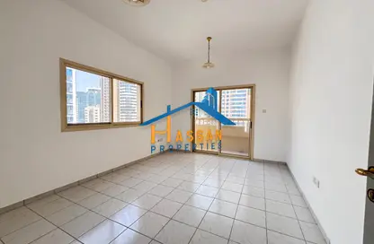 Apartment - 2 Bedrooms - 2 Bathrooms for rent in Safia Tower - Al Majaz 3 - Al Majaz - Sharjah
