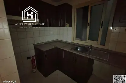 شقة - 2 غرف نوم - 2 حمامات للايجار في برج ليك فيو 2 - أبراج ليك فيو - مدينة الإمارات - عجمان