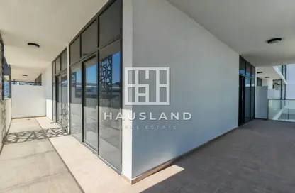 Apartment - 2 Bedrooms - 2 Bathrooms for rent in The Gate - Masdar City - Abu Dhabi
