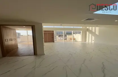 Townhouse - 3 Bedrooms - 4 Bathrooms for rent in Rukan 3 - Dubai Land - Dubai