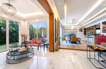 Living / Dining Room image for: Villa - 4 Bedrooms - 4 Bathrooms for sale in Legacy Nova Villas - Jumeirah Park - Dubai, Image 1