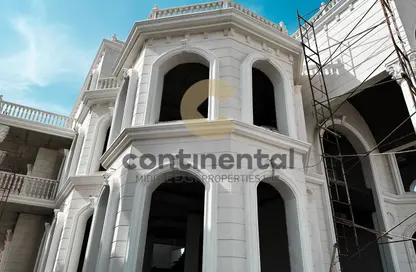Apartment - 6 Bedrooms - 7+ Bathrooms for sale in 18 Villas Complex - Khalifa City - Abu Dhabi