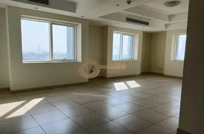 صورة لـ غرفة فارغة شقة - 2 غرف نوم - 3 حمامات للايجار في برج بن هندي - منخول - بر دبي - دبي ، صورة رقم 1