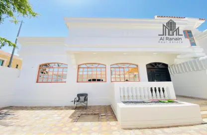 Villa - 3 Bedrooms - 4 Bathrooms for rent in Hai Hazza Mousque - Al Mutarad - Al Ain