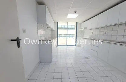 Apartment - 4 Bedrooms - 5 Bathrooms for rent in Al Khaleej Centre Area - Al Raffa - Bur Dubai - Dubai