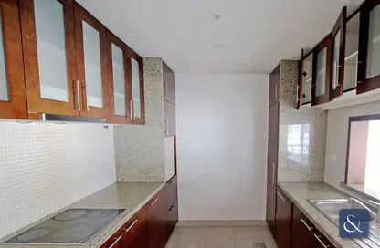 Kitchen image for: Apartment - 2 Bedrooms - 3 Bathrooms for rent in South Ridge 6 - South Ridge - Downtown Dubai - Dubai, Image 1