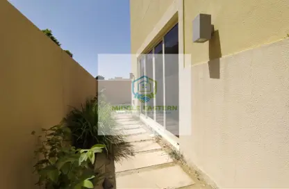 Villa - 3 Bedrooms - 5 Bathrooms for rent in Al Raha Gardens - Abu Dhabi