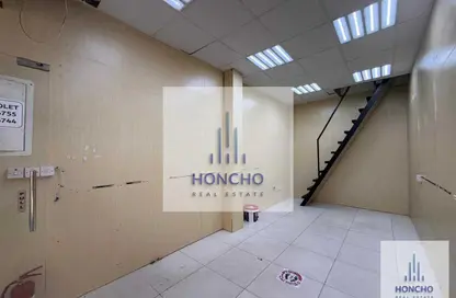 Shop - Studio for rent in Al Nakheel Building - Naif - Deira - Dubai