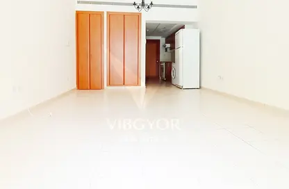 Apartment - 1 Bathroom for rent in Al Arta 2 - Al Arta - Greens - Dubai