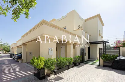Villa - 2 Bedrooms - 3 Bathrooms for rent in Springs 8 - The Springs - Dubai