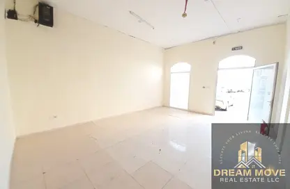 متجر - استوديو - 1 حمام للايجار في P09 - طراز فرنسي - المدينة الدولية - دبي
