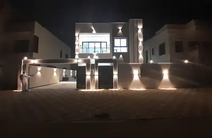 فيلا - 3 غرف نوم - 6 حمامات للبيع في الحليو - عجمان