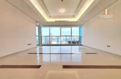 Apartment - 2 Bedrooms - 4 Bathrooms for rent in Wave tower - Corniche Road - Abu Dhabi