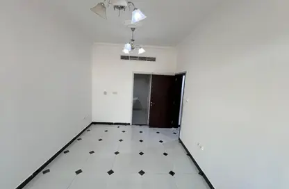 Apartment - 1 Bedroom - 2 Bathrooms for rent in Al Rawda 1 - Al Rawda - Ajman