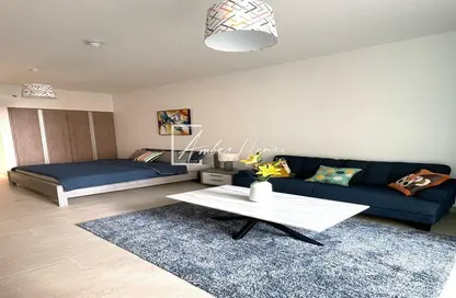 Apartment - Studio - 1 Bathroom for sale in LIV Residence - Dubai Marina - Dubai