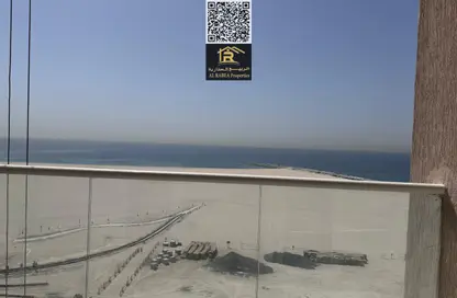 Apartment - 3 Bedrooms - 3 Bathrooms for rent in Corniche Tower - Ajman Corniche Road - Ajman