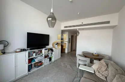 Apartment - 2 Bedrooms - 2 Bathrooms for rent in Empire Residence - Jumeirah Village Circle - Dubai