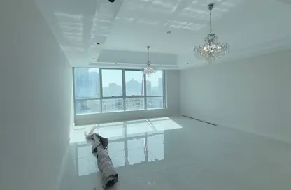 شقة - 2 غرف نوم - 4 حمامات للبيع في المجاز 3 - المجاز - الشارقة