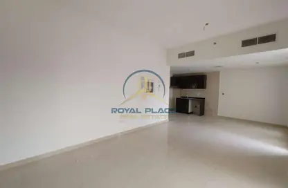 شقة - 1 حمام للايجار في بناية رويال جي في سي - الضاحية 10 - قرية جميرا الدائرية - دبي
