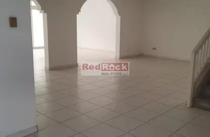 Villa - 4 Bedrooms - 4 Bathrooms for rent in Umm Suqeim 3 - Umm Suqeim - Dubai