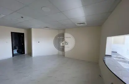 شقة - غرفة نوم - 1 حمام للايجار في راك تاور - السير - رأس الخيمة