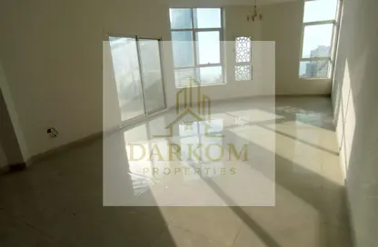 Apartment - 2 Bedrooms - 3 Bathrooms for rent in Al Rumailah building - Al Rumailah 2 - Al Rumaila - Ajman