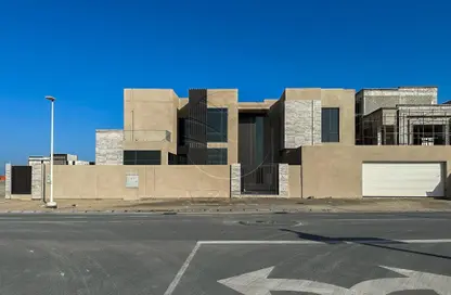 Villa - 6 Bedrooms - 7+ Bathrooms for sale in West Yas - Yas Island - Abu Dhabi