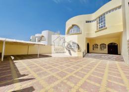 Villa - 4 bedrooms - 5 bathrooms for rent in Asharej - Al Ain