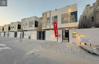 فيلا - 5 غرف نوم - 8 حمامات للايجار في الحليو 2 - الحليو - عجمان