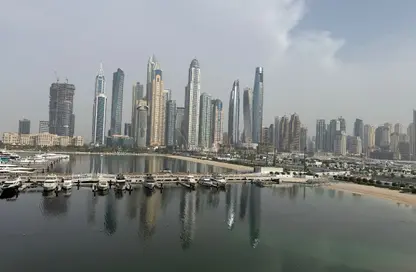 شقة - 2 غرف نوم - 2 حمامات للايجار في مارينا فيستا - إعمار بيتشفرونت - دبي هاربور - دبي
