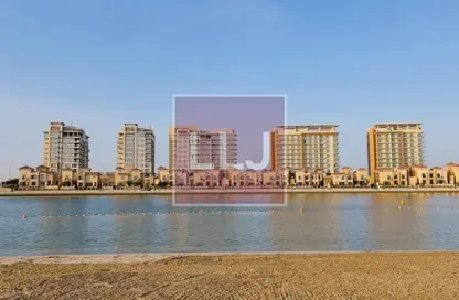 صورة لـ منظر مائي. فيلا - 2 غرف نوم - 4 حمامات للايجار في فندق شاطئ الراحة - شاطئ الراحة - أبوظبي ، صورة رقم 1
