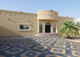 Villa - 4 bedrooms - 5 bathrooms for rent in Al Aweer 1 - Al Aweer - Dubai