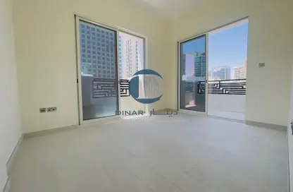 Apartment - 2 Bedrooms - 2 Bathrooms for rent in Tourist Club Area - Abu Dhabi