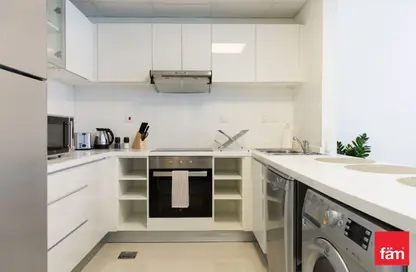 Kitchen image for: Apartment - 3 Bedrooms - 4 Bathrooms for rent in Marina Wharf 2 - Marina Wharf - Dubai Marina - Dubai, Image 1