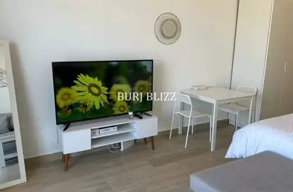 Apartment - Studio - 1 Bathroom for rent in Bloom Heights A - Bloom Heights - District 15 - Jumeirah Village Circle - Dubai
