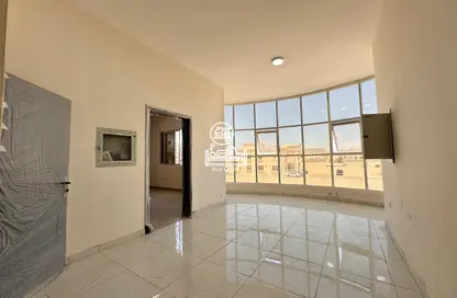 شقة - غرفة نوم - 1 حمام للايجار في مدينة محمد بن زايد - أبوظبي